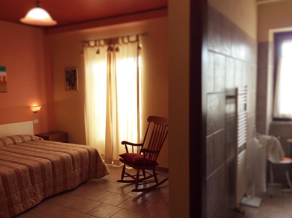Castelnuovo  Agriturismo La Mussia מראה חיצוני תמונה