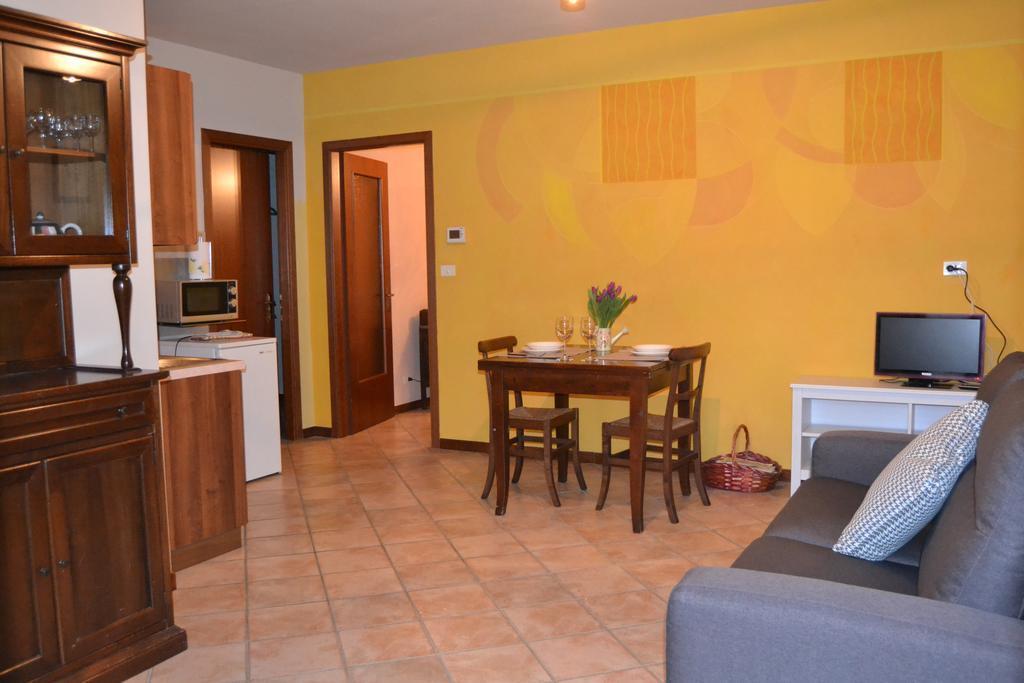 Castelnuovo  Agriturismo La Mussia מראה חיצוני תמונה