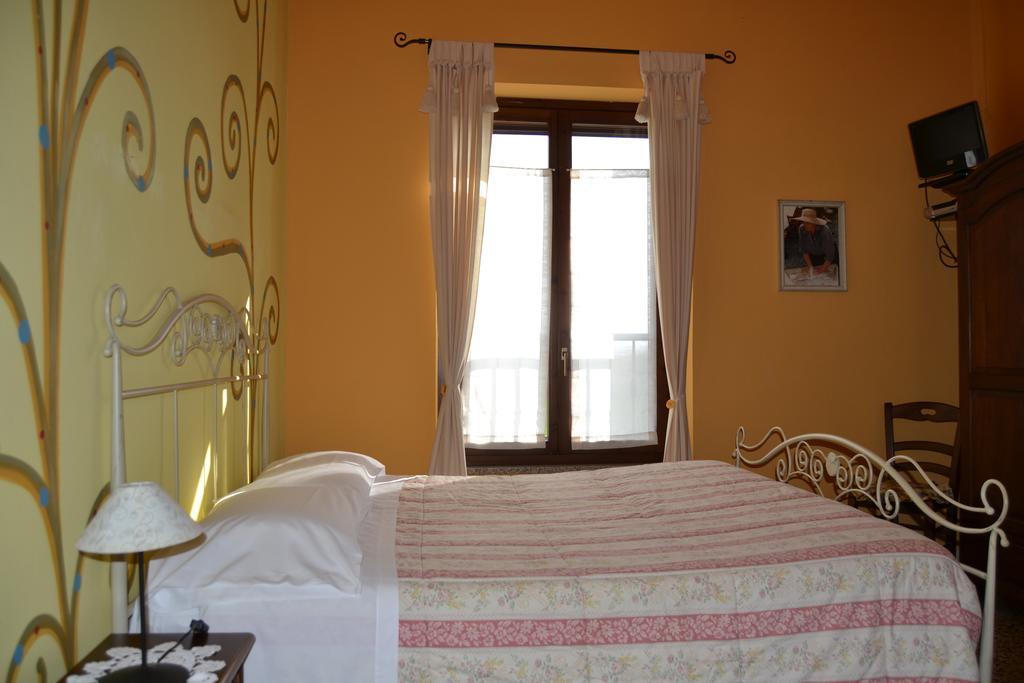 Castelnuovo  Agriturismo La Mussia מראה חיצוני תמונה